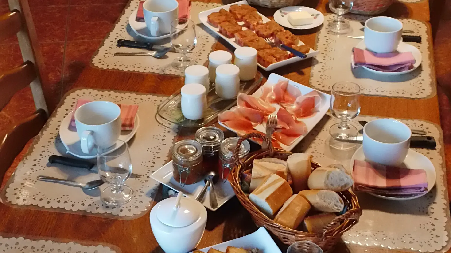 Salle de petit-déjeuner