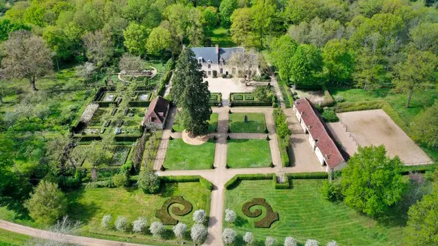 Domaine de Poulaines Drone - ©PierreHolley