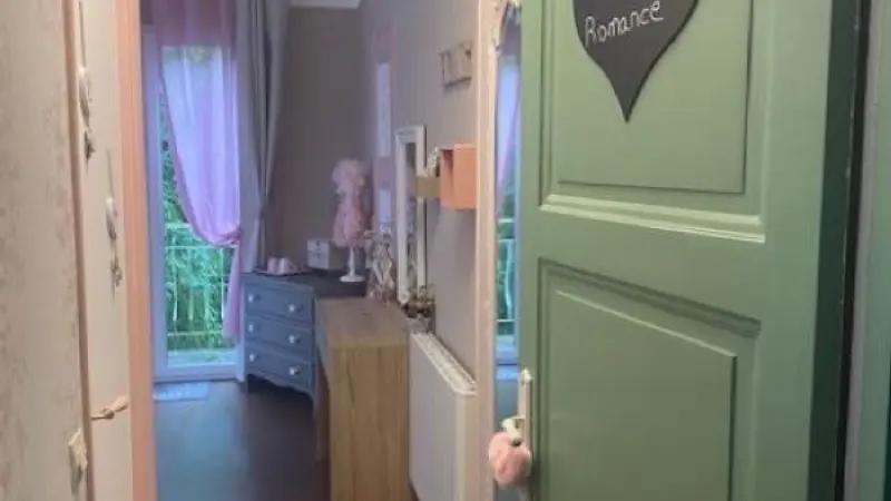 ENTREE CHAMBRE ROMANCE