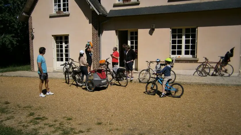 Groupe-à-vélo-Domaine-de-Boisvinet-au-Plessis-Dorin