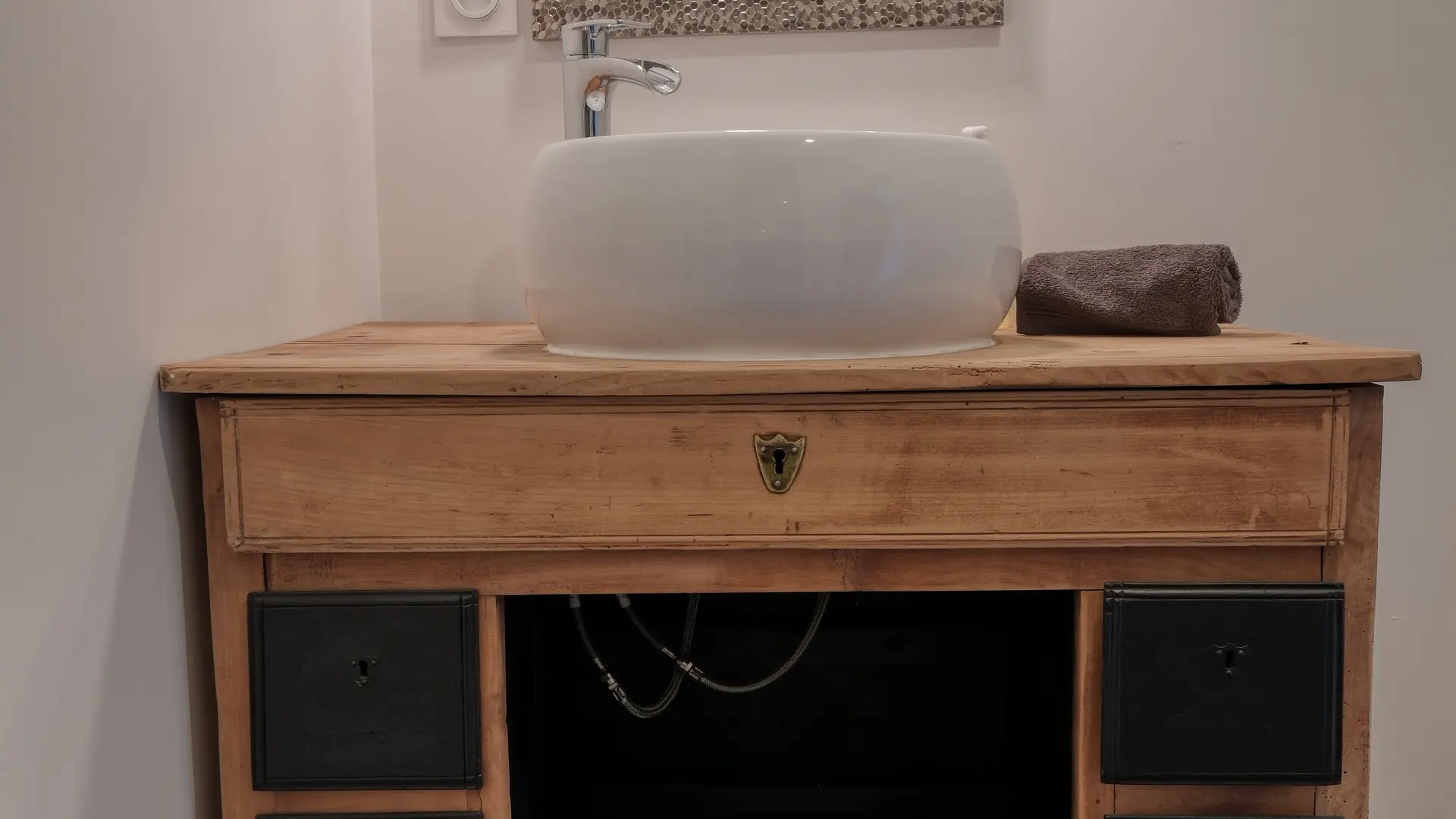 LeKAMPUS-phXWATEL110