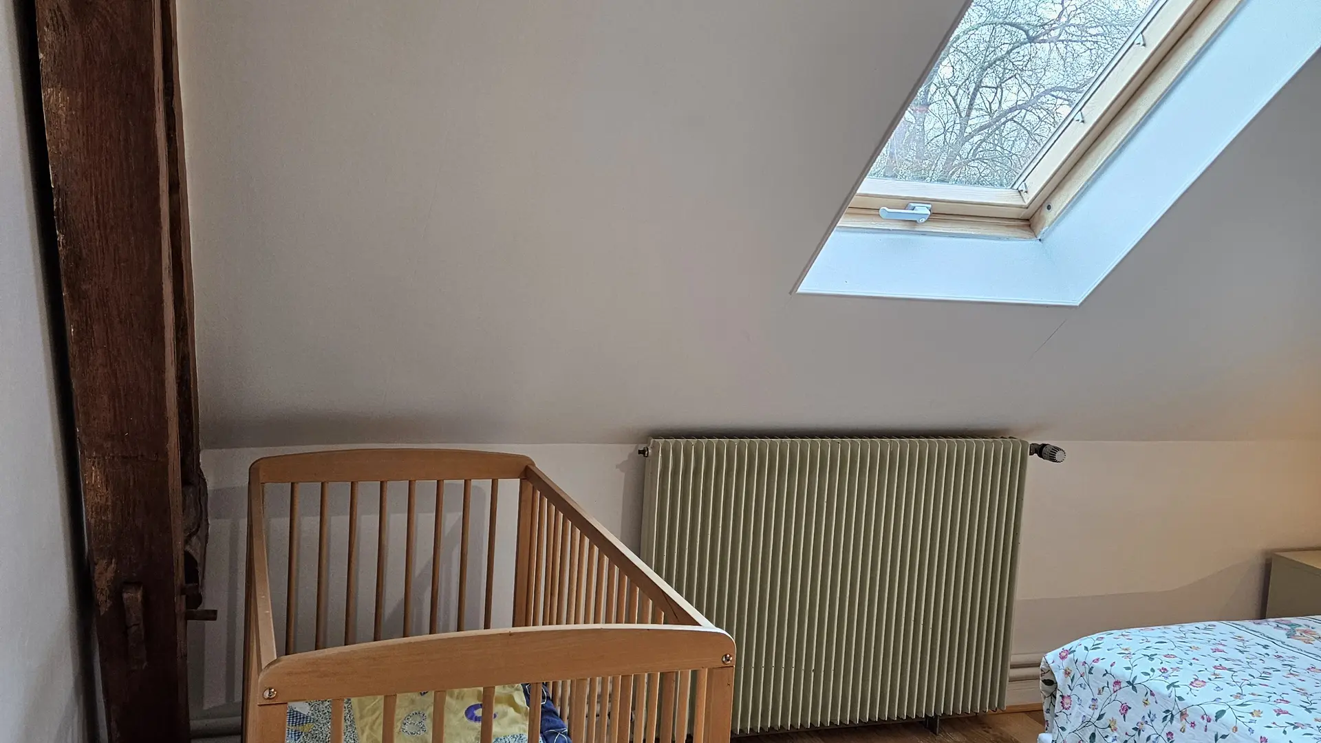 Lit bébé Chambre d'hôte familiale - Hirondelle La Lionnière