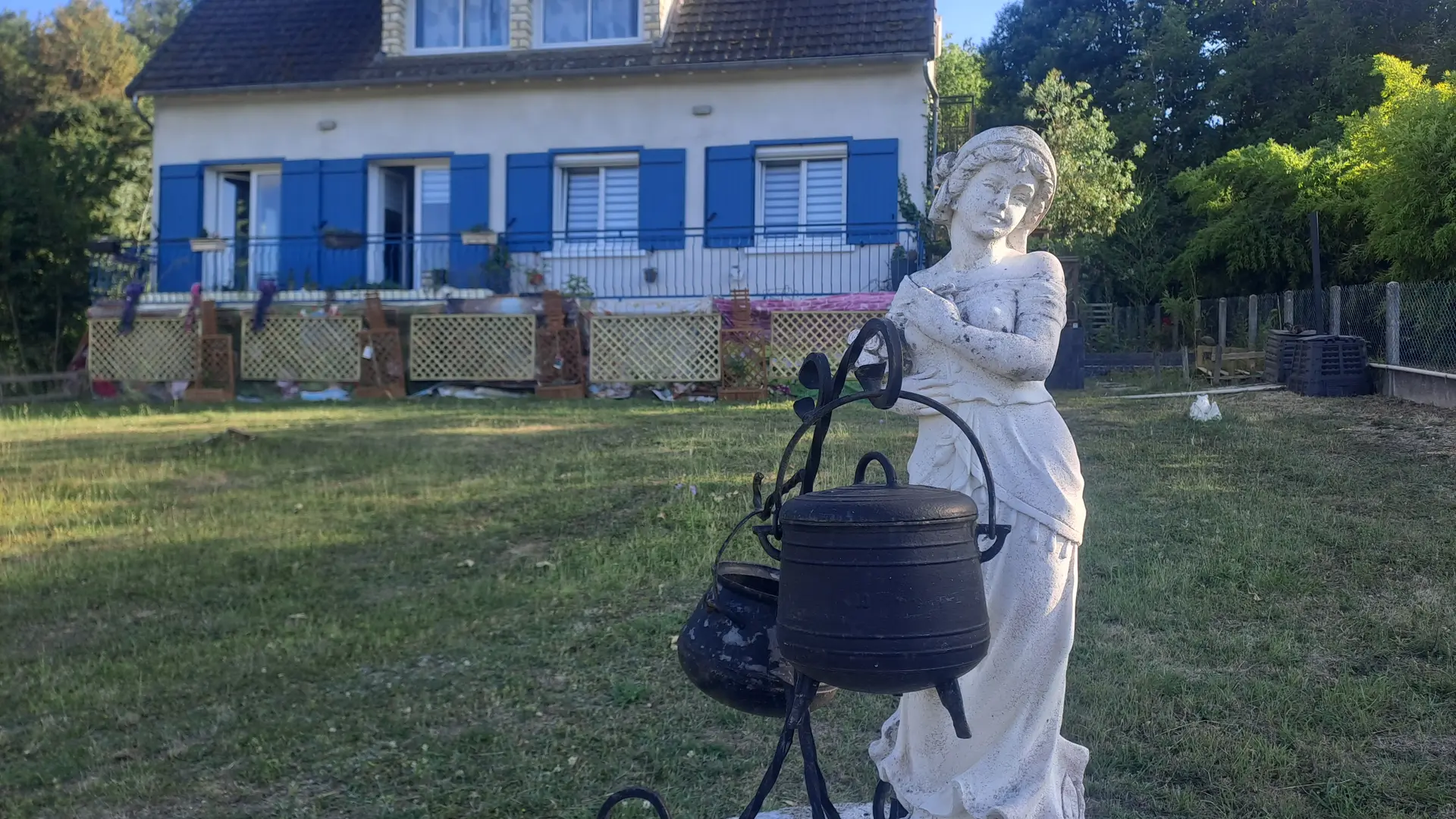 MAISON 2025