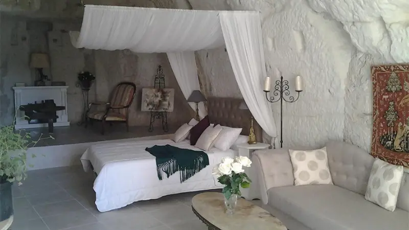 Manoir-des-roches-chambre-troglo