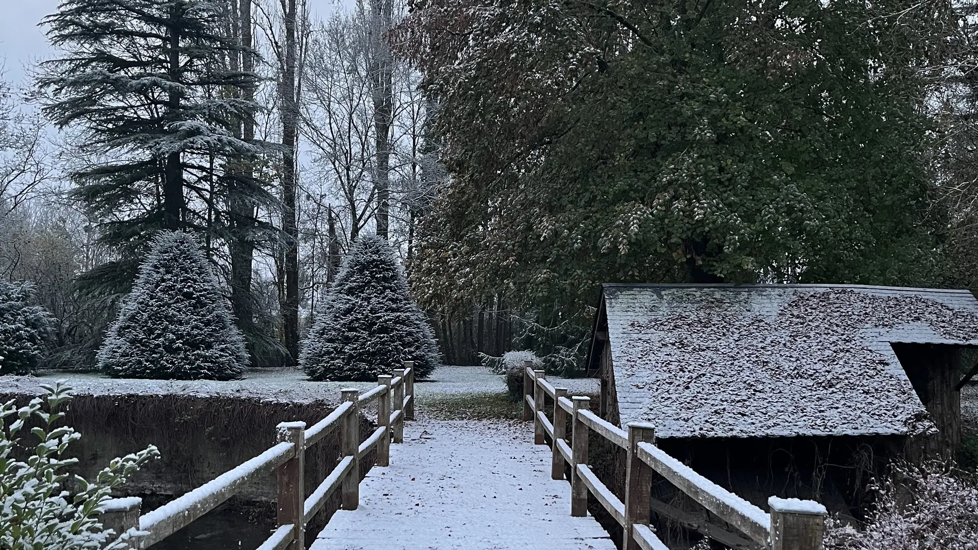 NEIGE SUR LE PONT