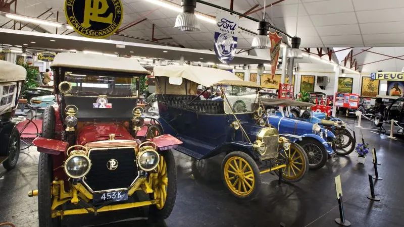 Panhard -Musée auto (1)