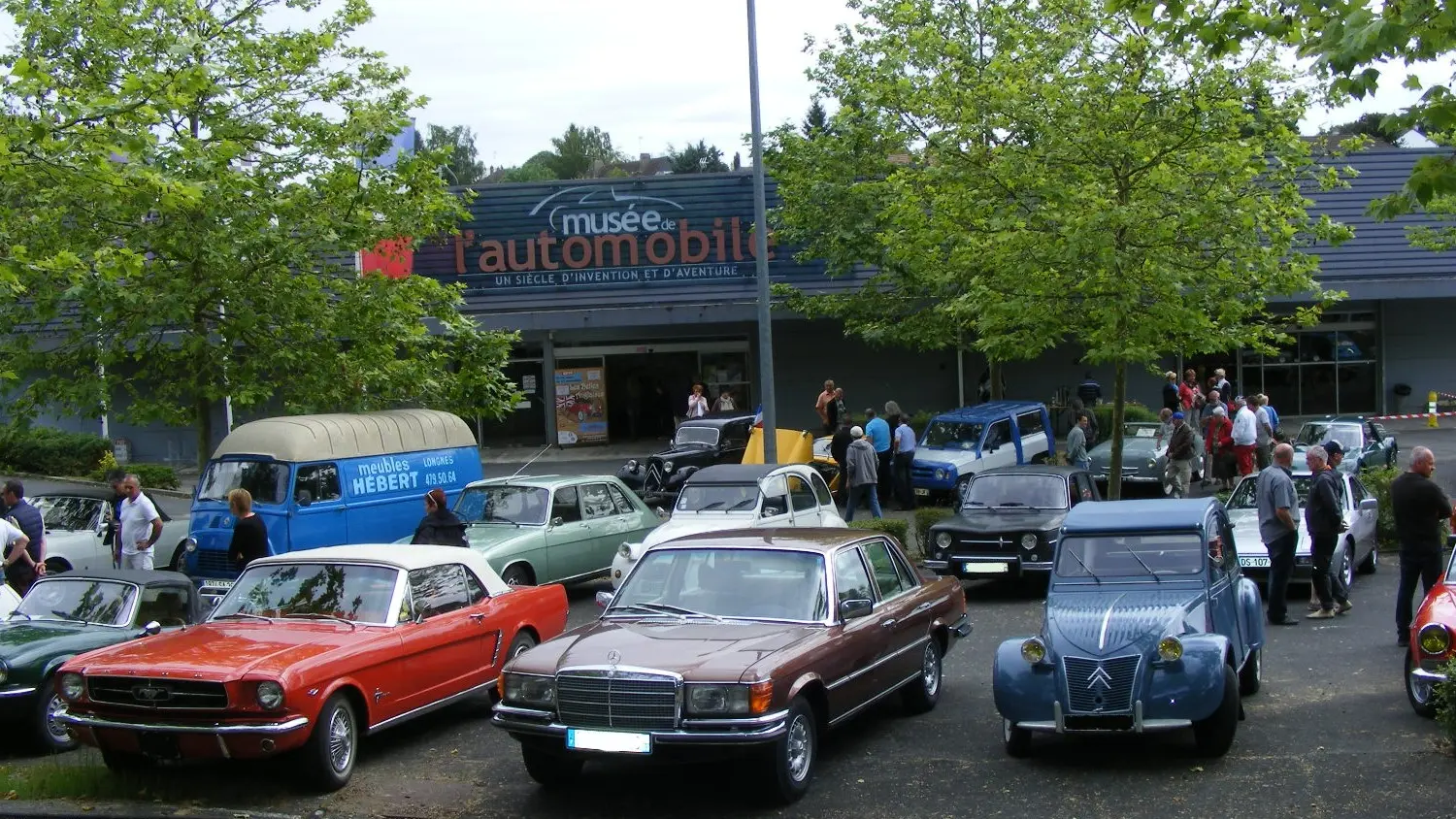 Parking Musée Auto Valençay