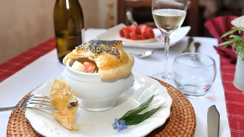 Restaurant-Le-Vieux-Fusil-Plat-Brochet-et-St-Jacques-Soings-en-Sologne