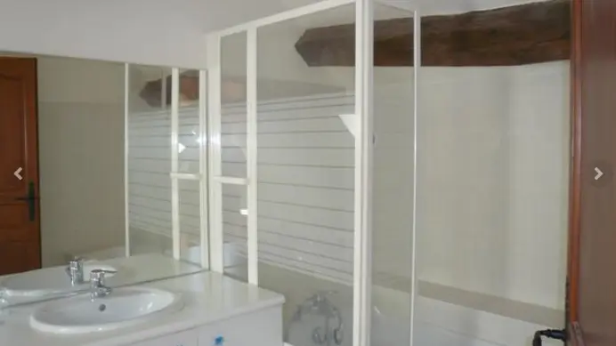 Salle de douche chambre camelia