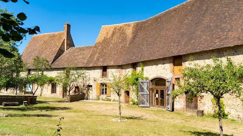 Anciennes écuries - Commanderie d'Arville