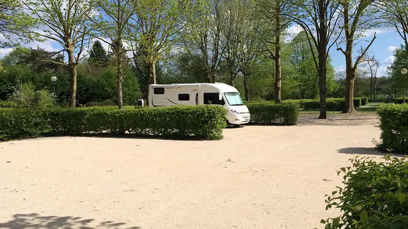 aire-stationnement-camping-car-campingcarpark-montrichard©Campingcarpark (3)