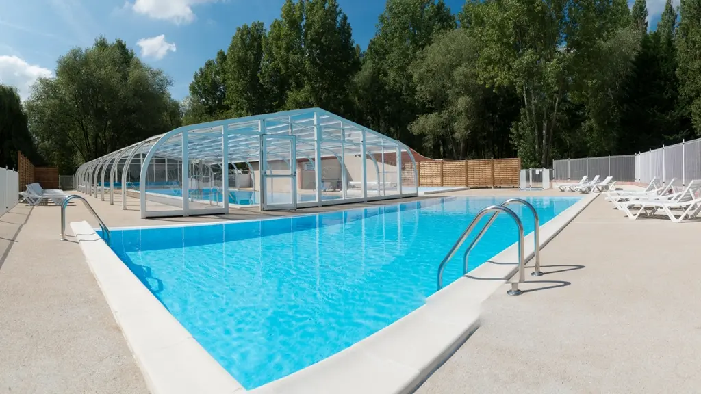 camping-sites-et-paysages-les-saules-a-cheverny-loire-valley-notre-espace-aquatique-2