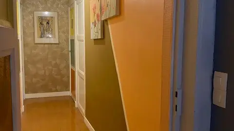 Couloir Accés Chambre VOYAGES et Chambre CHATEAUX