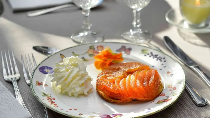 la tarte tatin maison du vieux fusil