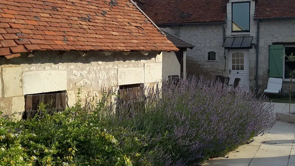 Ferme-de-couffy exterieur