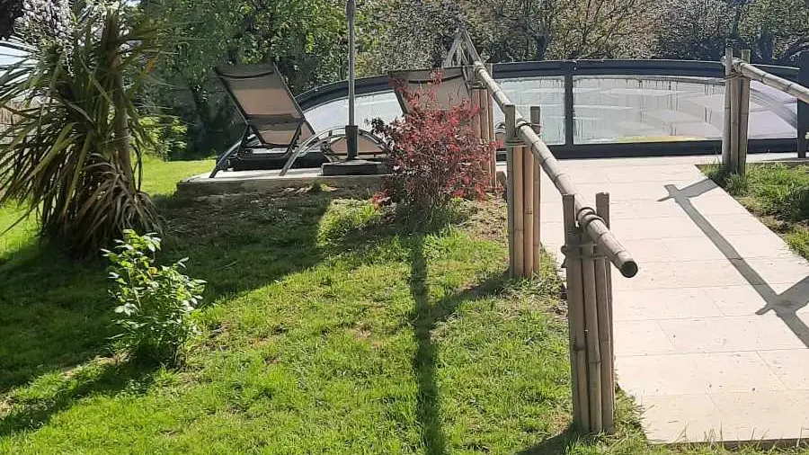 le jardin le gîte de Poulas
