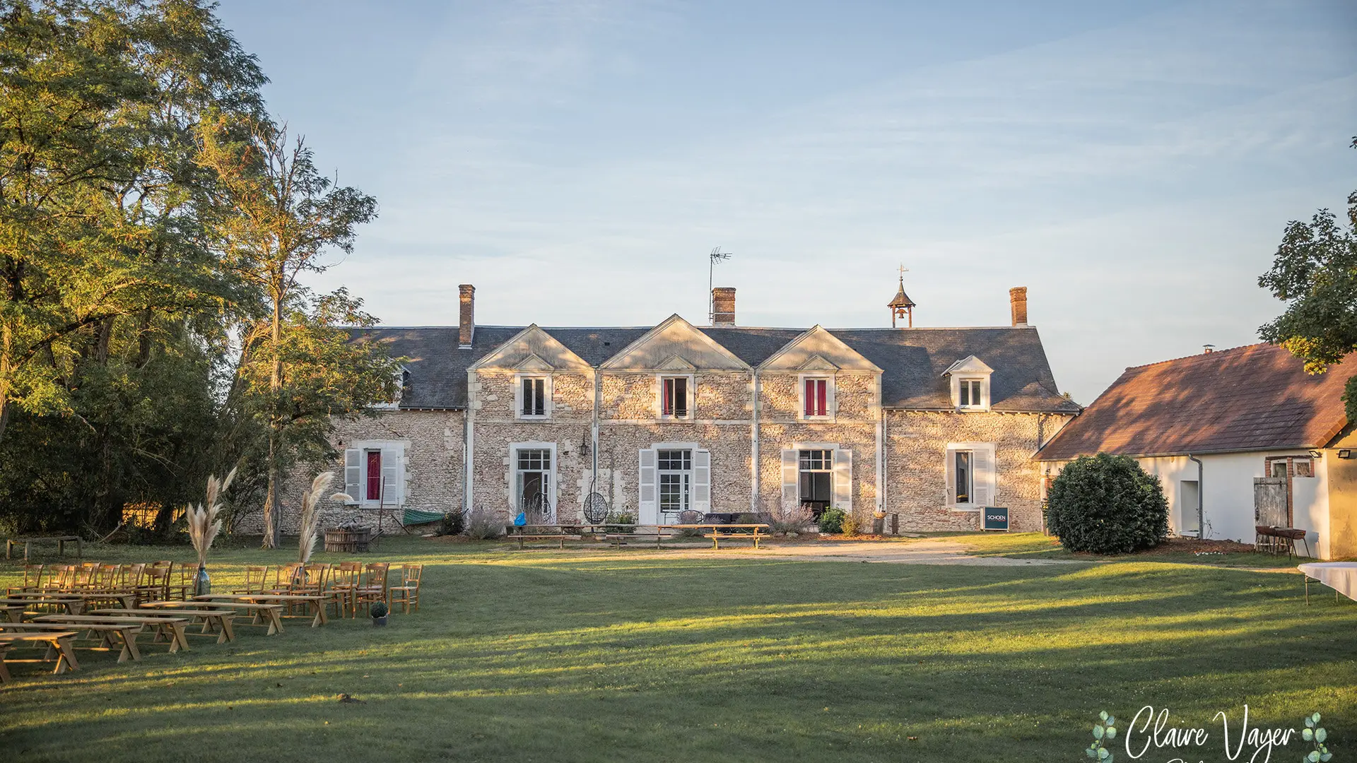 tourisme-sologne-gitedegroupe-mennetousurcher-rayondesologne-extérieur