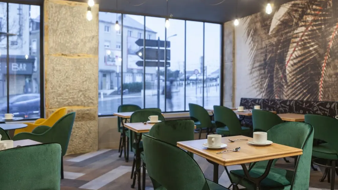 Hotel du Maine Laval 2