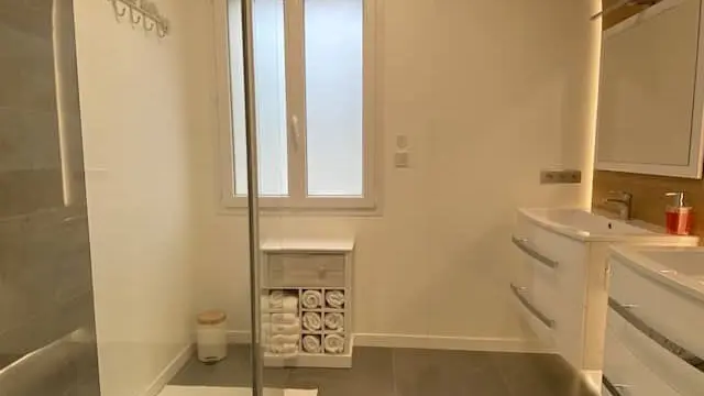 241259 - SALLE D'EAU