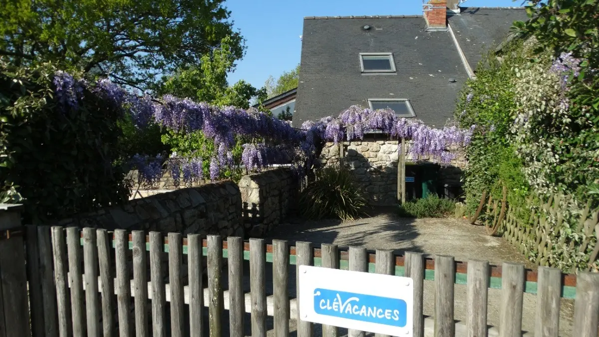 79807 - parking privé