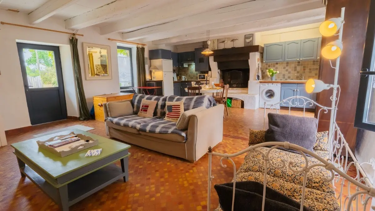 81818 - grande pièce de vie