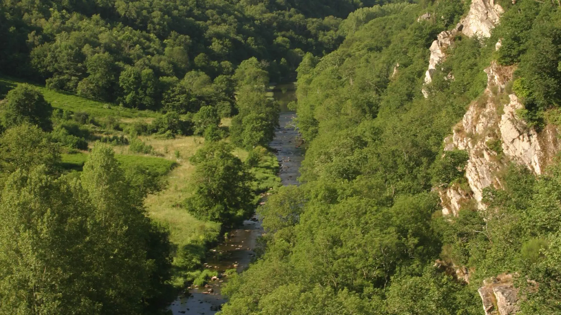 circuit-pedestre-les-meandres-de-la-sarthe-saint-leonard-des-bois-72-iti-1