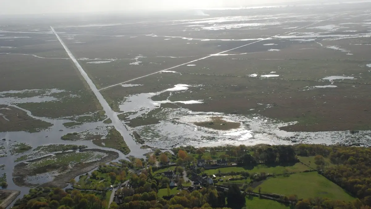 201275 - canal de Briere la chaussee neuve