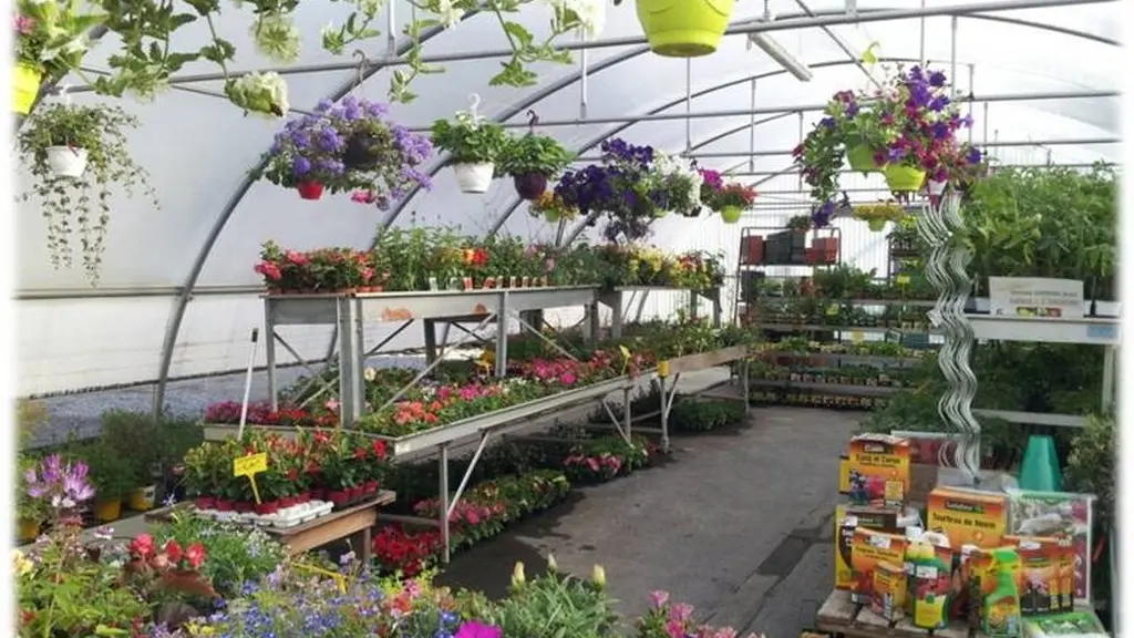 2015-degustations-terroir-ferme-val-fleuri-aigrefeuille-44-DEG--serre de vente jardinerie