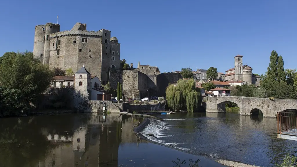 2016-chateau-clisson-44©Neveu-Derotrie-GPLA-levignobledenantes-tourisme-PCU (4)