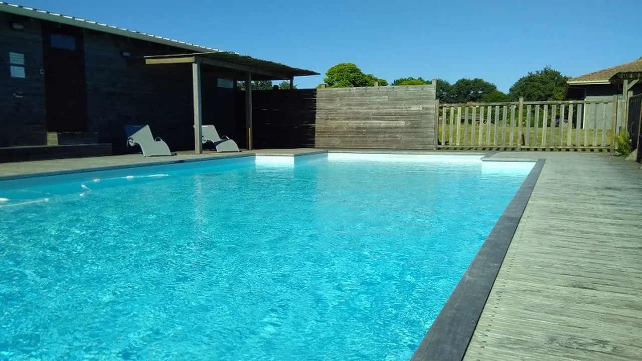 location salle avec piscine