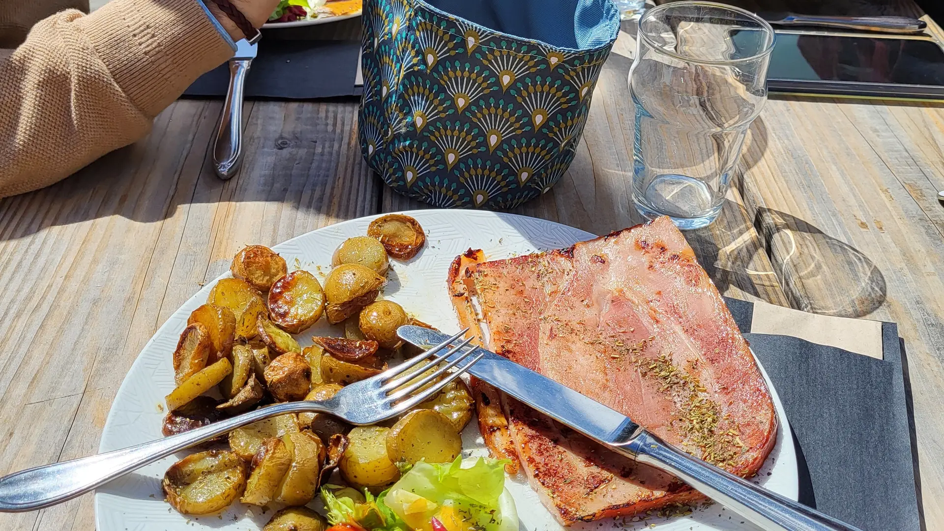 2025_restaurant_le_bistro_sainte-suzanne©OT_Ste_Suzanne_les_Coëvrons (3)