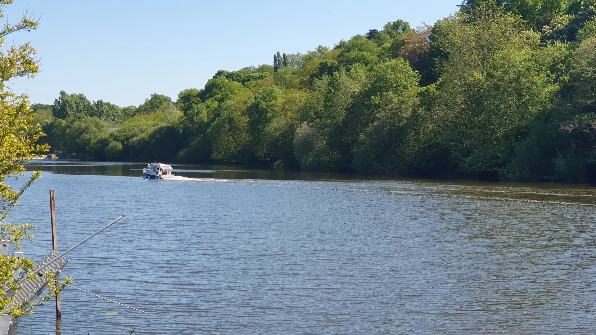 La Mayenne à Ménil