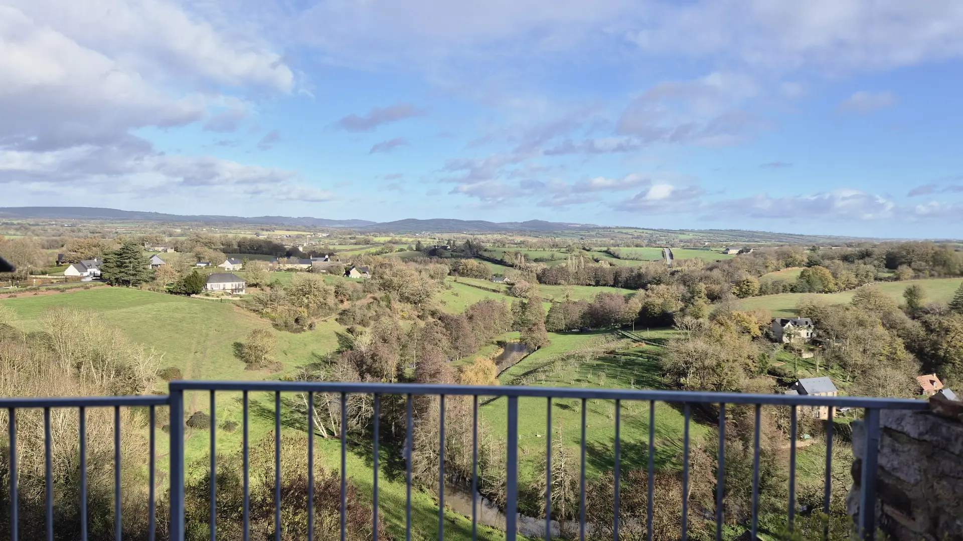 GITE DES REMPARTS VUE TERASSE
