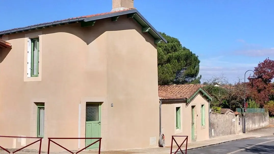 410514 - L'entrée  côté rue