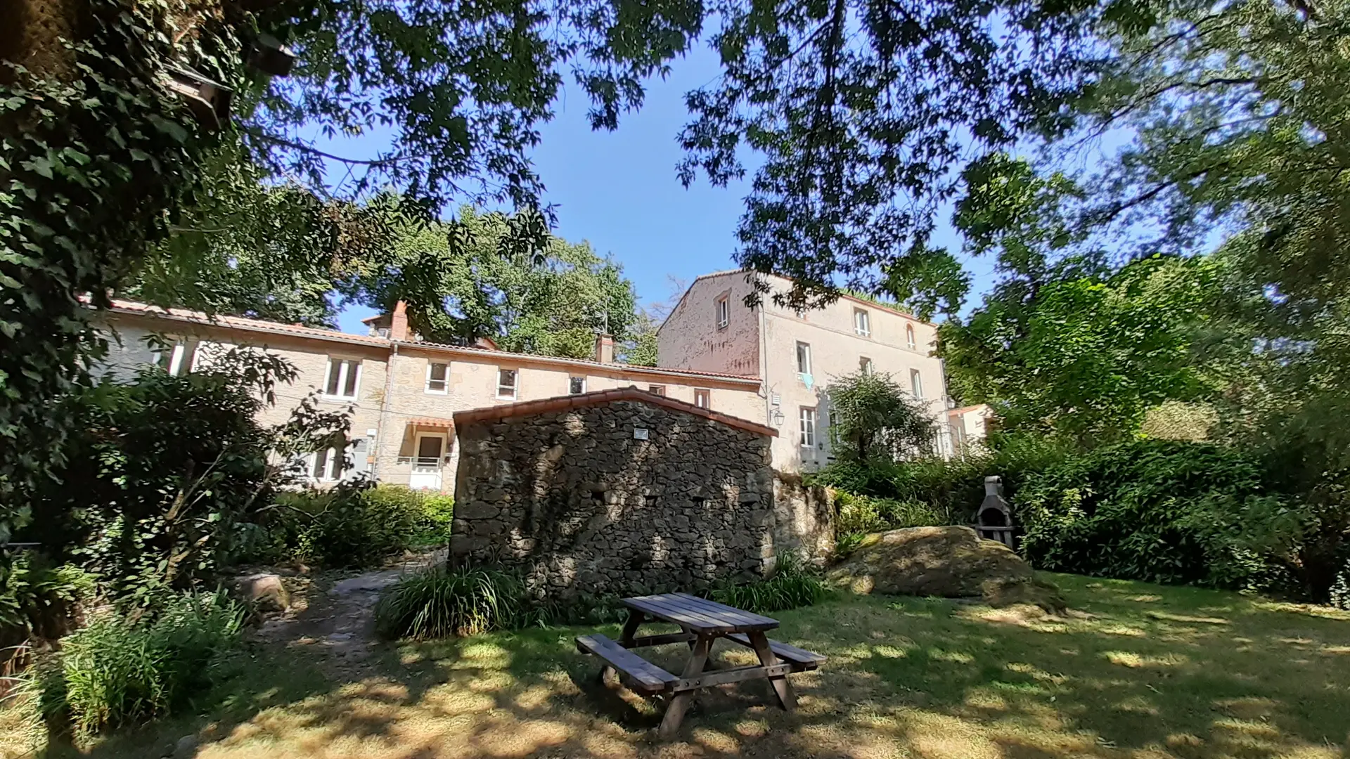 2023-Jardins-Gîtes Moulin Neuf-Gétigné-44-levignobledenantes