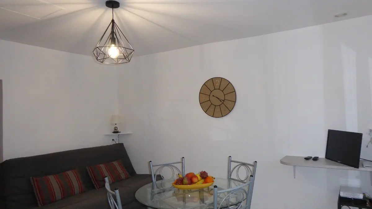 201262 - coin detente