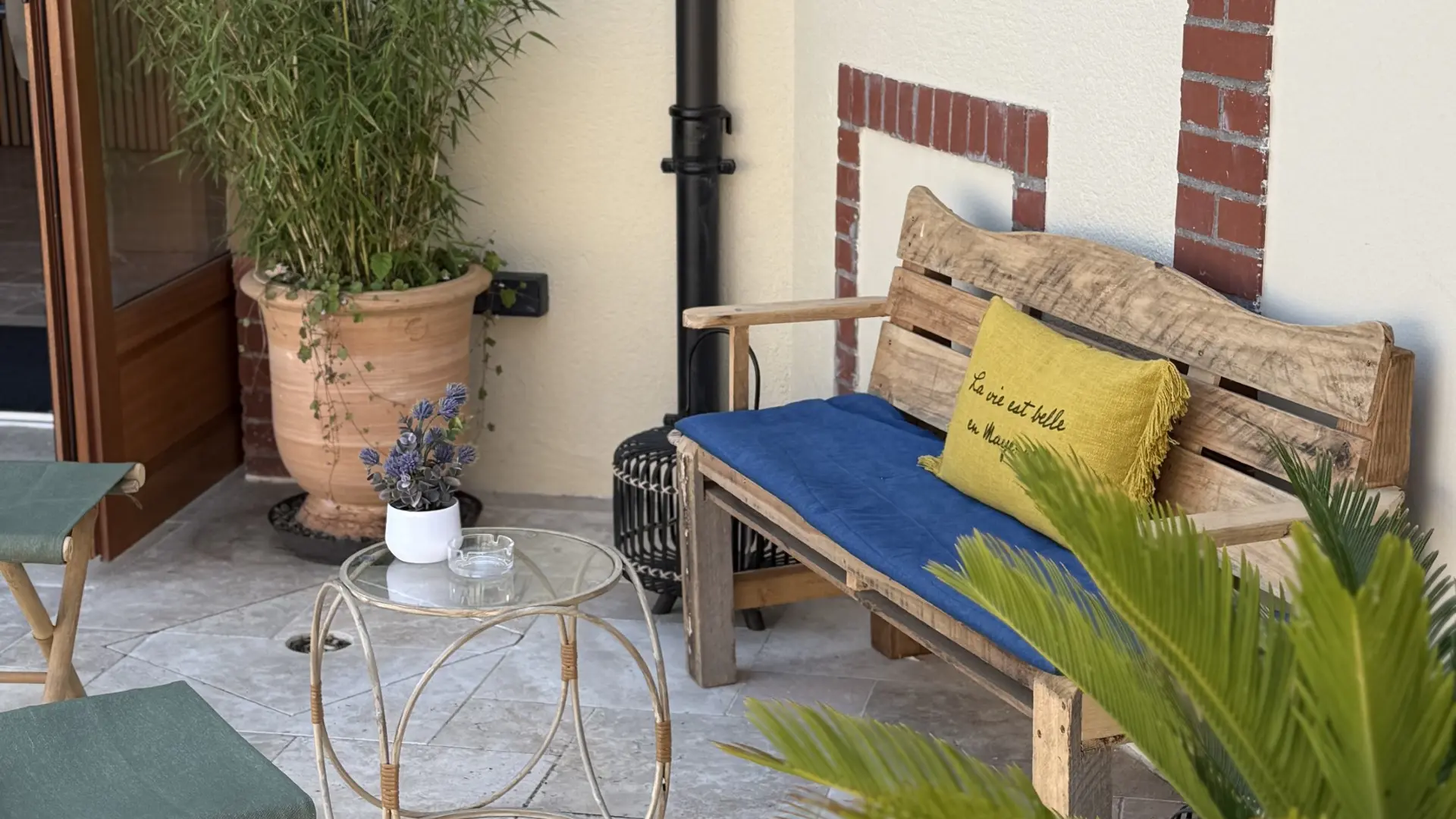 terrasse le clos de loré