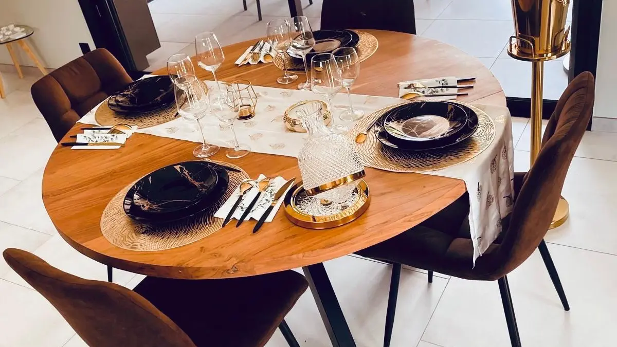 BHD-LODGE & Spa - Table salle à manger