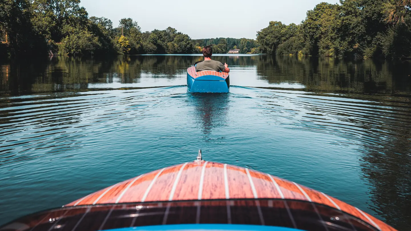 Bateau_Dandy_sur_la_Mayenne-CP-Lezbroz_-_Teddy_Verneuil_-_Mayenne_Tourisme-8196-1920px