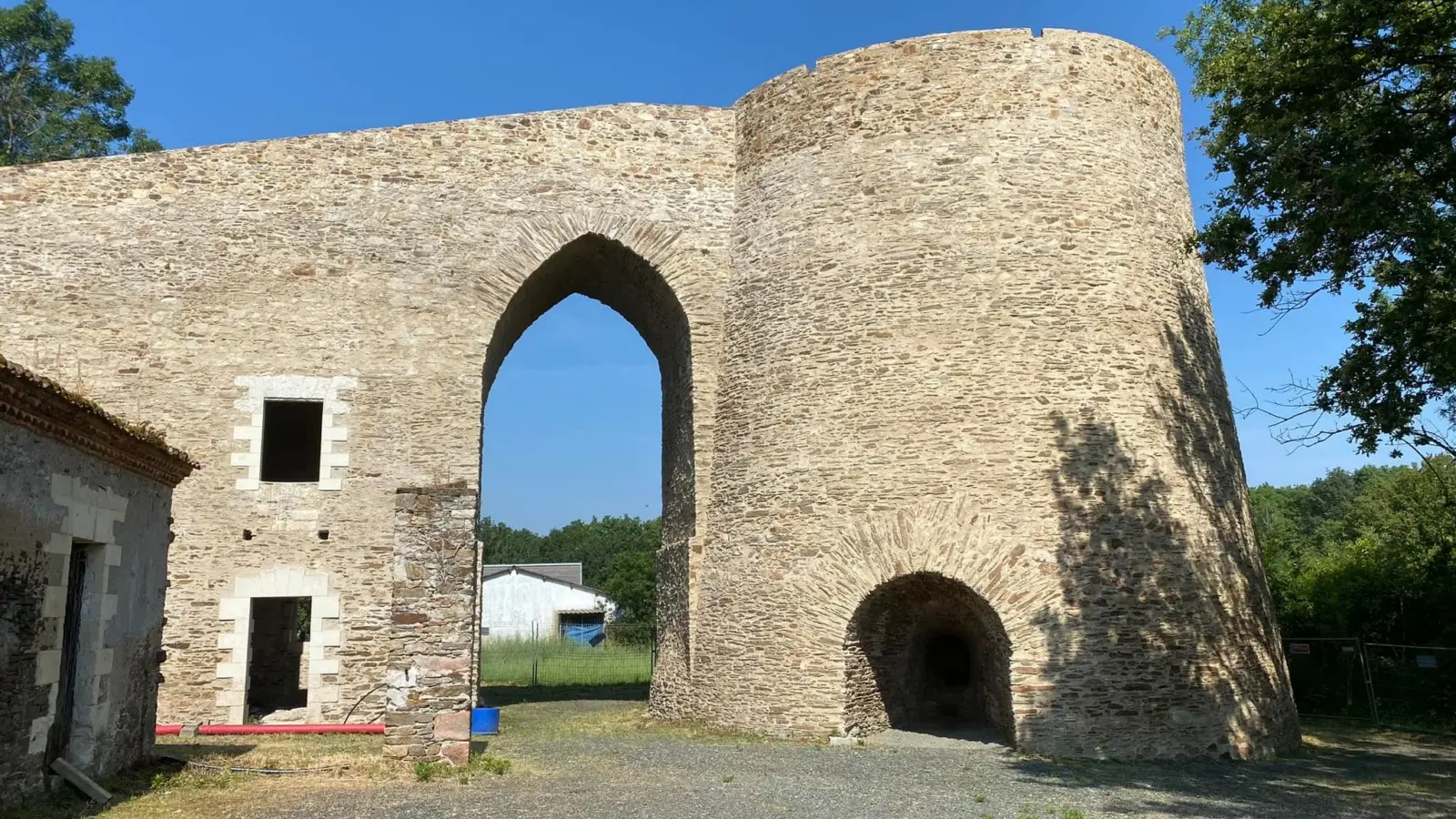 Four à chaux-mairie-chapelle-heulin