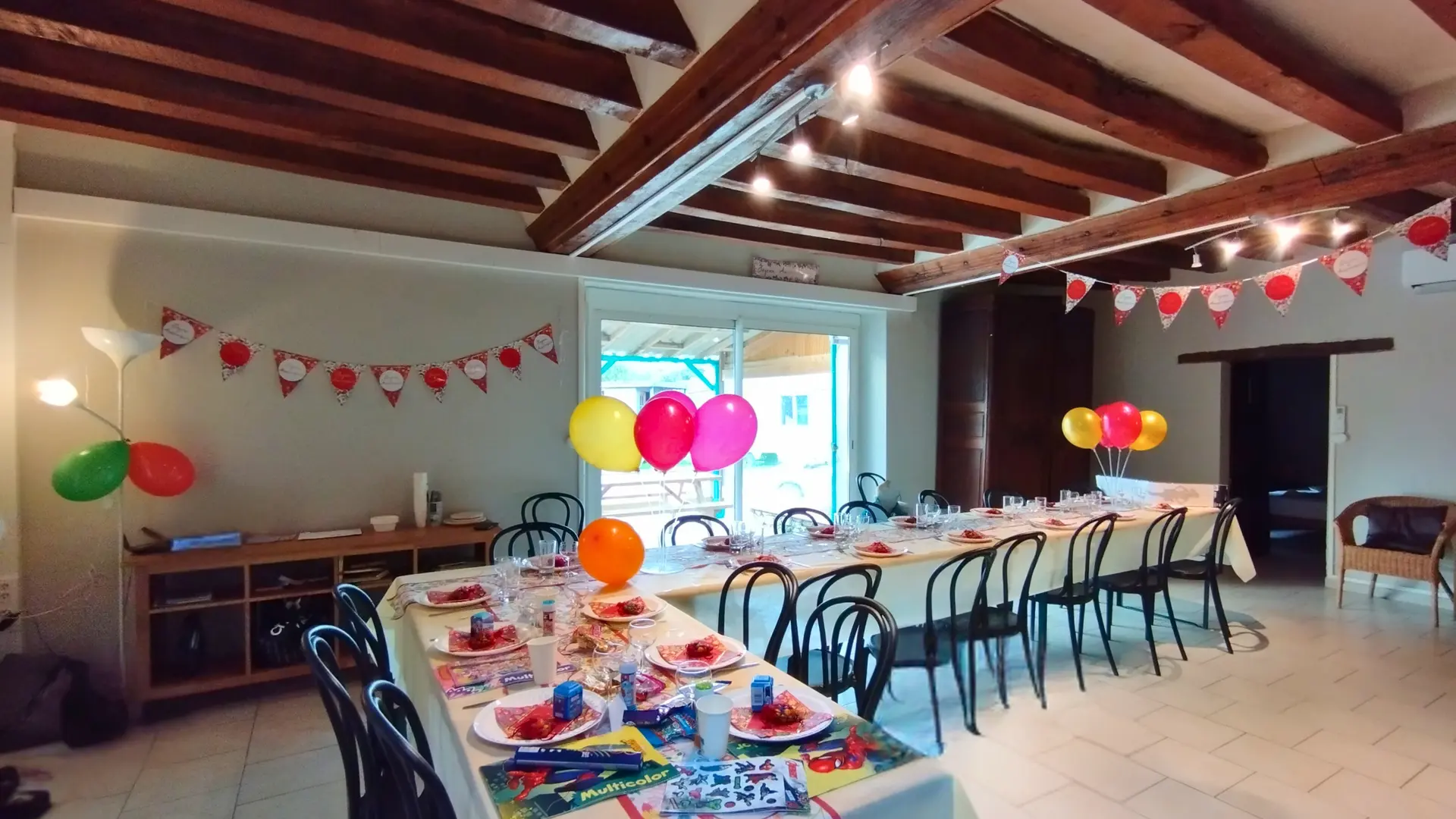 Gîte des Saillardières - Salle de réception 30 pers