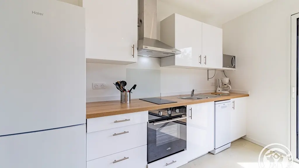 H49G030625_6821f2c543da6