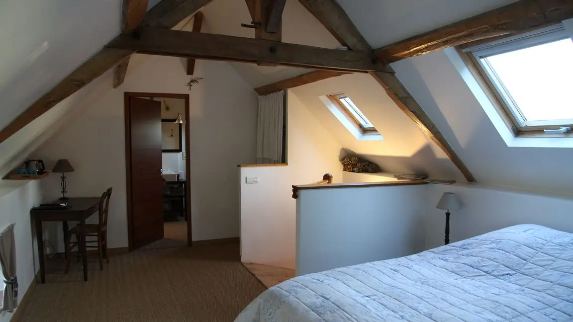 HLO-chambres-hotes-maison-saint-mayeul-bouere-02