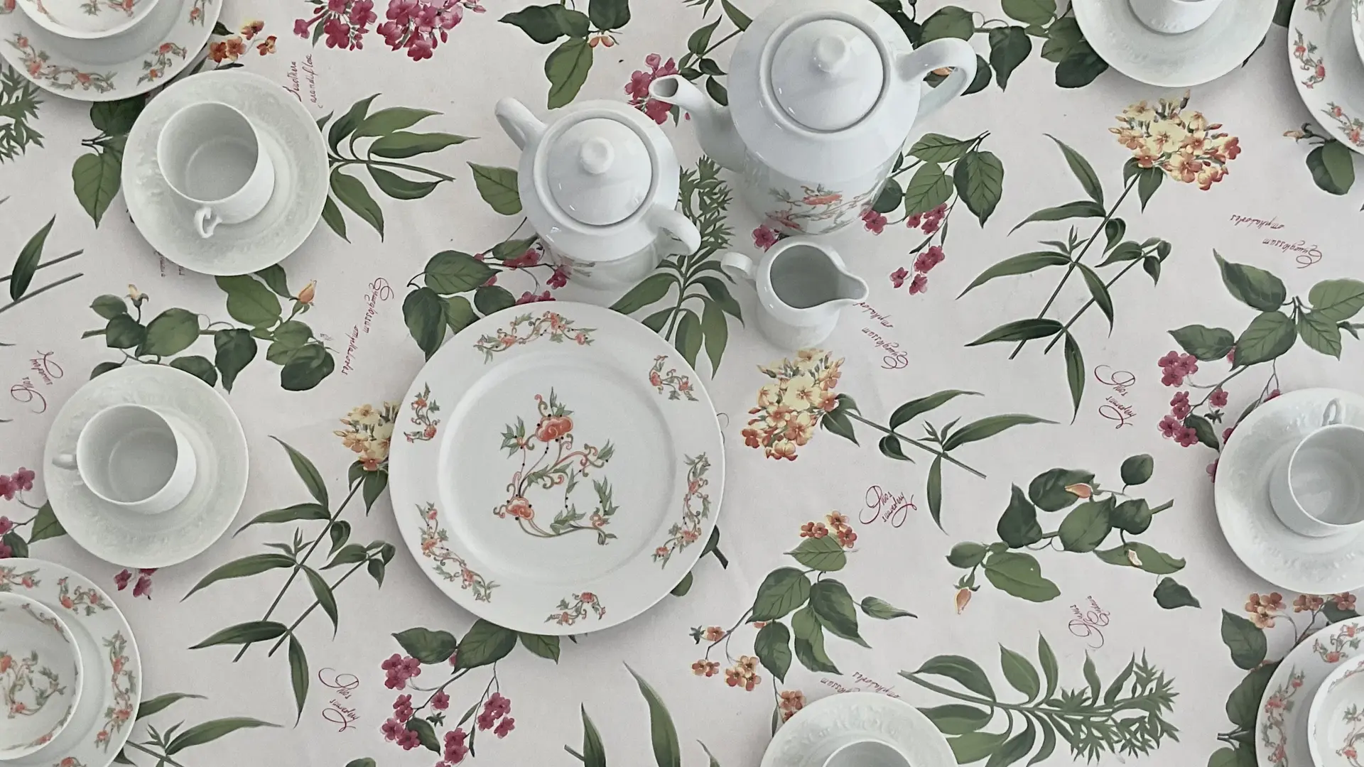 Table petit déjeuner