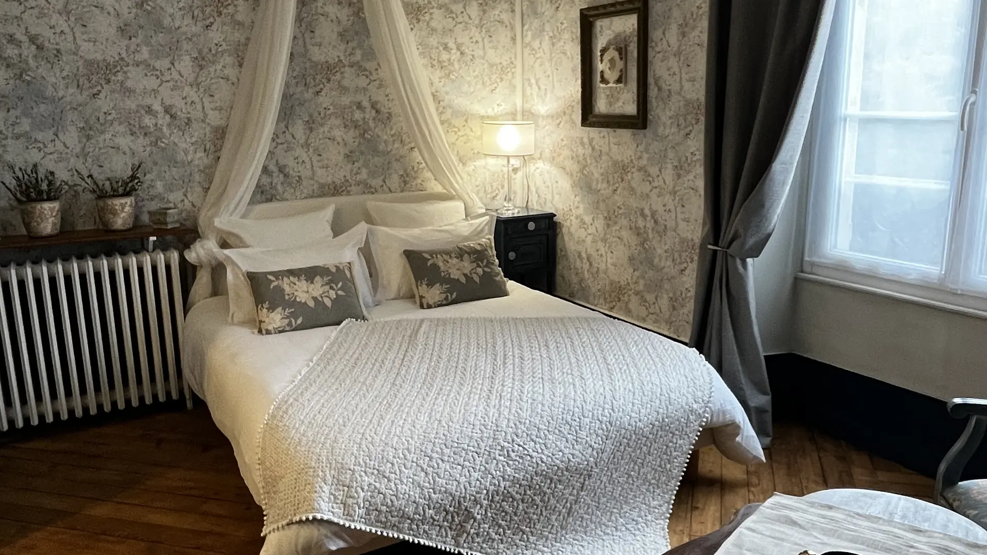 La Demeure d'Euphrosine - Fresnay-sur-Sarthe - Chambre Les Dryades