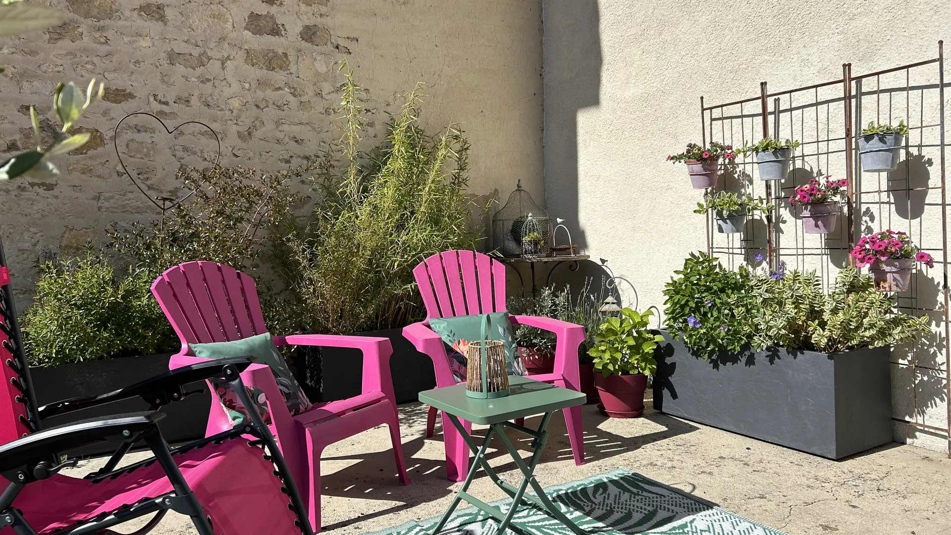 Gîte de Neufontaine - Thoiré-sous-Contensor - terrasse