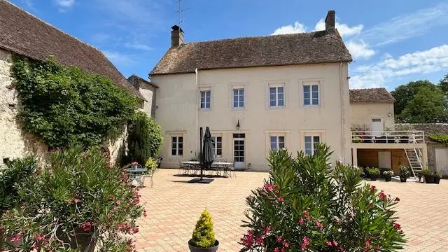 Gîte de Neufontaine - Thoiré-sous-Contensor - extérieur