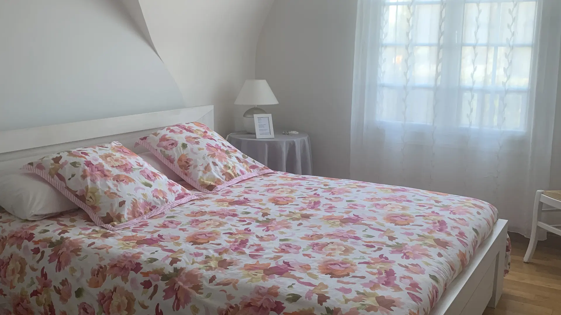 Chambre la moderne à l'étage