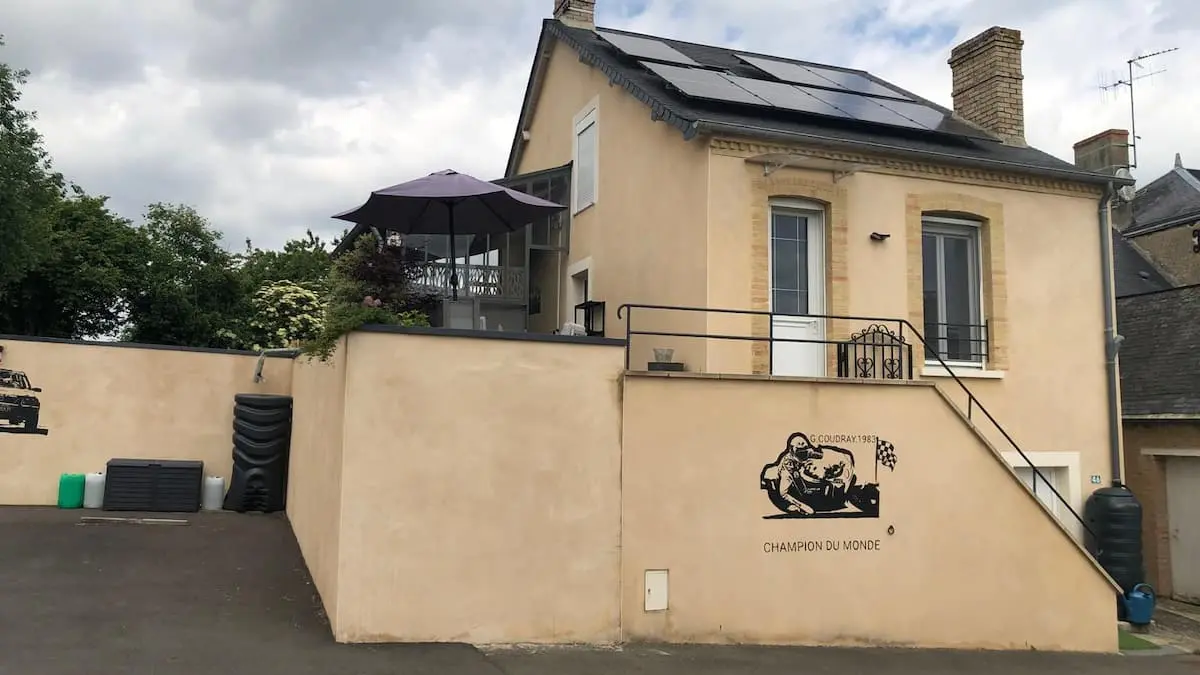 Meublé Le Nid Douillet - Douillet-le-Joly - extérieur