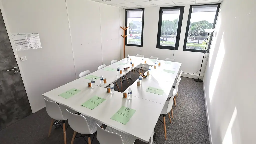 Monument Valley Format Carré : 12 personnes